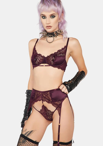 Donna Lace Lingerie Set