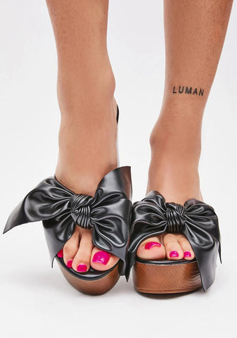 Bad Girl’s Girl Platform Bow Heels