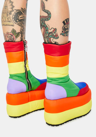 Sweet Retreat Platform Puffer Boots - Rainbow