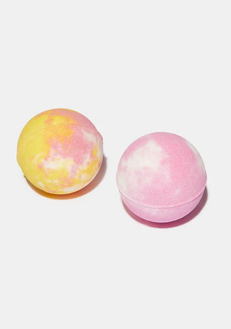Hello Kitty Hello Fizzy Scented Bath Bomb Duo Roses & Strawberry Milk
