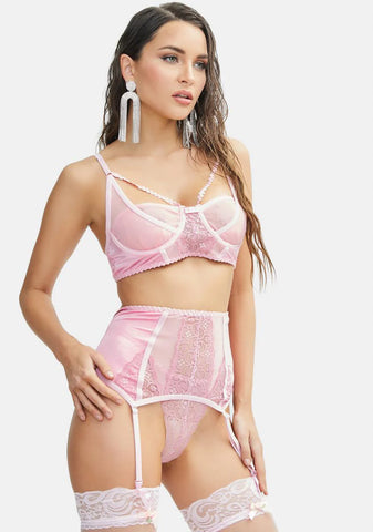 Sweet Daisy 3-Piece Garter Set