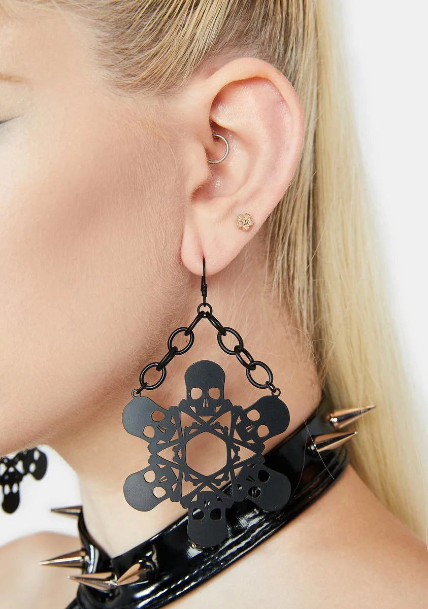 Cold So Deadly Skull Earrings