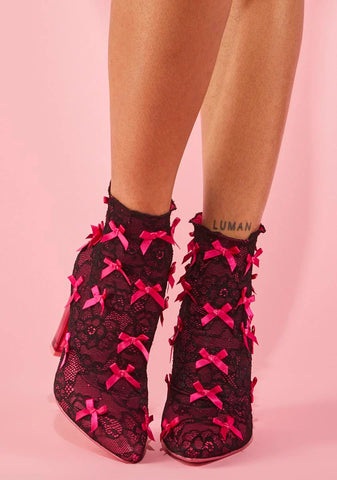 Rubine Portrait Mode Lace Booties