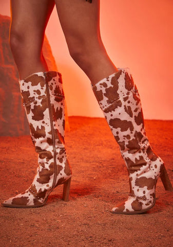 Round 'Em Up Cowhide Boots