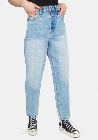 Classic Tapered Mom Jeans