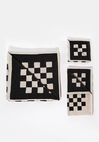 Wicked Checked Out 3-Piece Towel Set