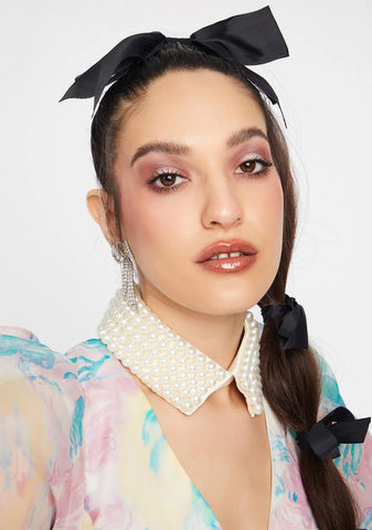 Fancy Me Pearl Collar
