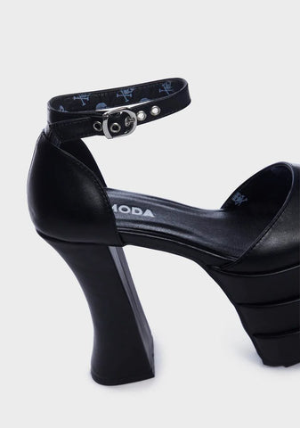 Strike Again Chunky Platform Sandals