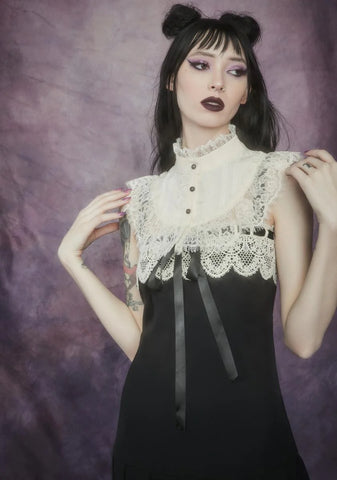 Ivory Heads Will Roll Lace Collar