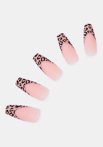 Spotted Press On Nails