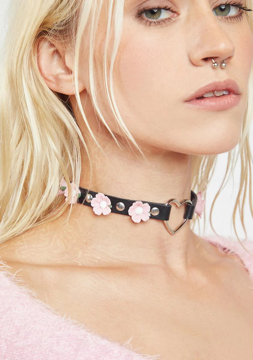 Never Dies Flower Choker
