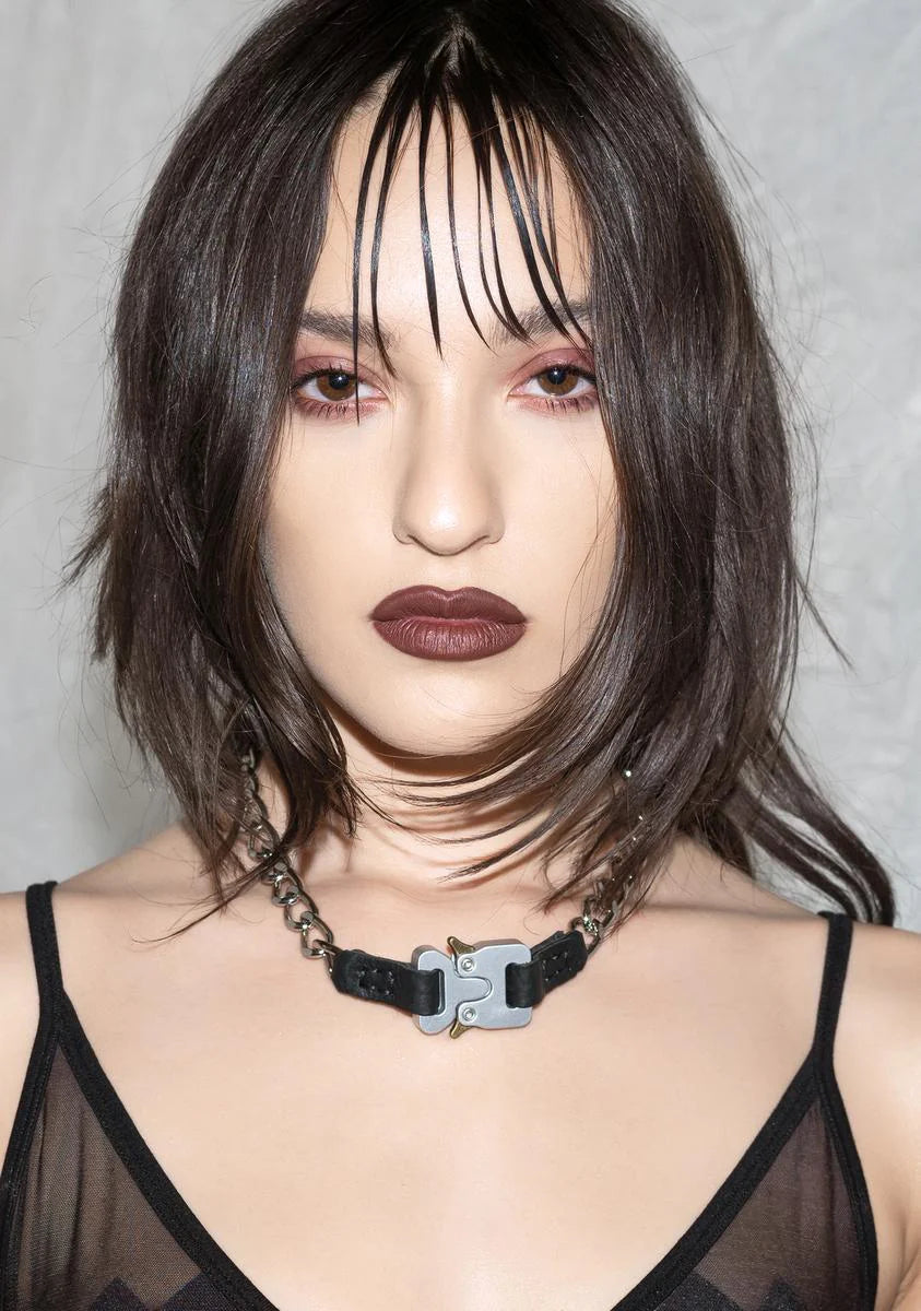Synth Chain Necklace With Silver Buckle