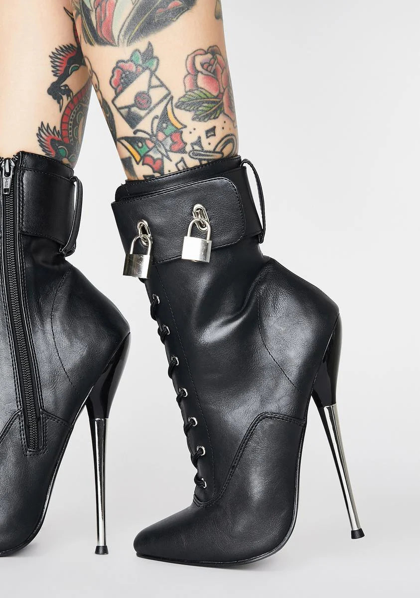 Dagger-1023 Stiletto Boots