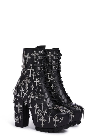 Idol Worship Charm Boots