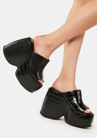 Nennia Platform Wedges
