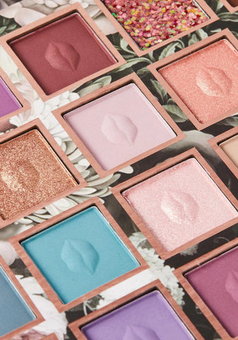 Nevermore Eyeshadow Palette