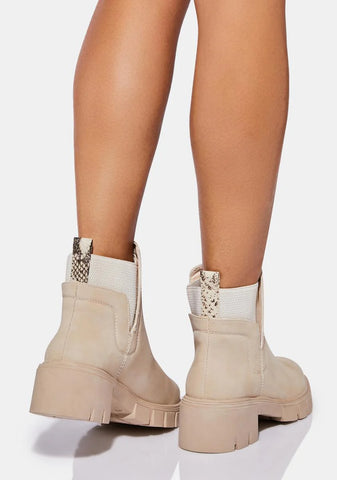 What We Saw Low Rise Chelsea Boots