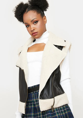 Noir Shady Players Faux Sherpa Vest