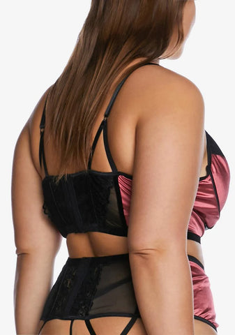 Plus Appeal To Me Lingerie Set