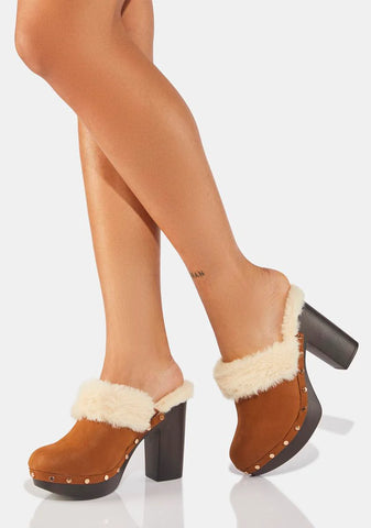 Mocha Communicate Something Clogs