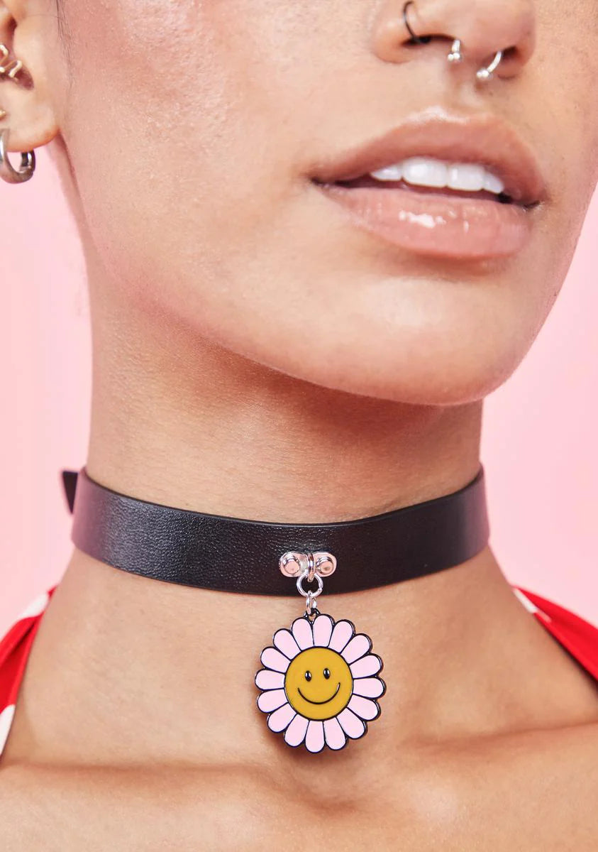 Land Of Wonder Daisy Choker
