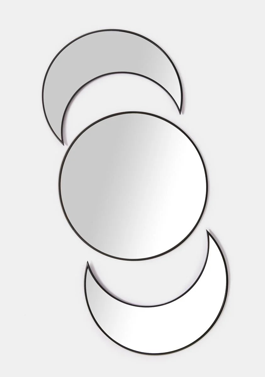 Like The Night Moon Mirrors