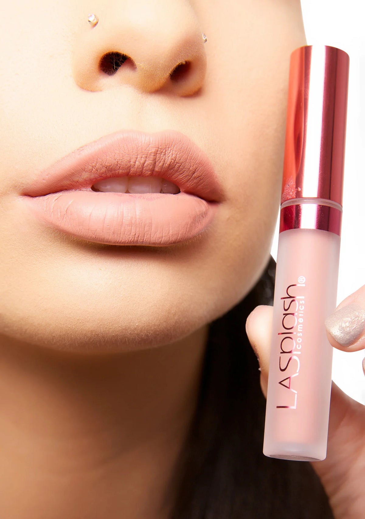 Exposed Velvet-Matte Liquid Lipstick