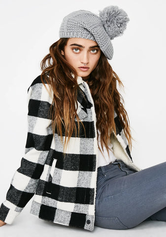 Weekend Stroll Pom-Pom Beanie
