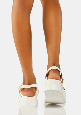 Bryliegh Strappy Flatform Sandals