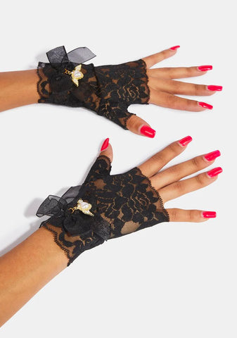 Heavenly Reaction Lace Gloves