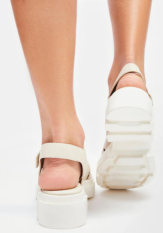 Brooks Fisherman Sandals