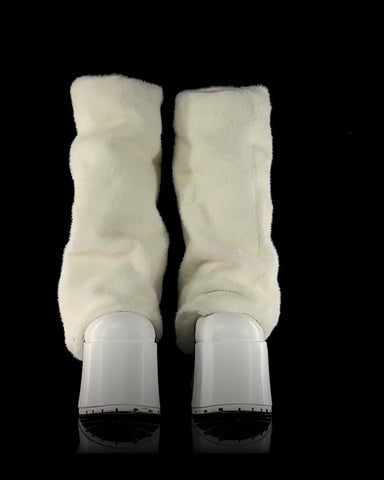 Snuggle Wonderland Platform Boots - White