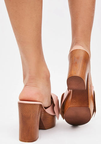 Cute Girl’s Girl Platform Bow Heels