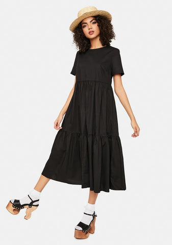 Black Short Sleeve Tiered Maxi Dress