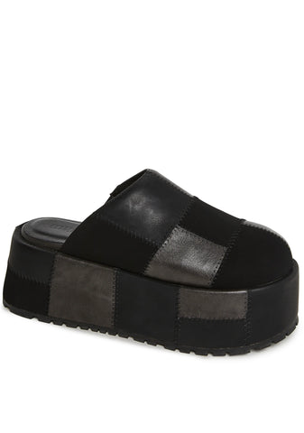 Gritty Rebel Platform Clogs - Black