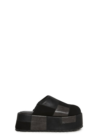 Gritty Rebel Platform Clogs - Black
