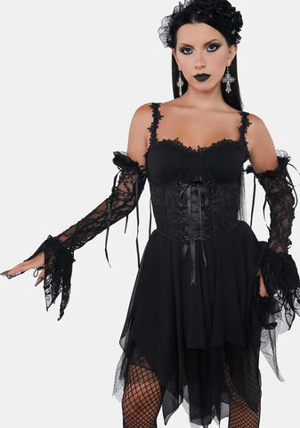 Half Moon Gothic Lace Bell Sleeve Gloves