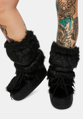 Onyx Baddie Burr Fuzzy Boots