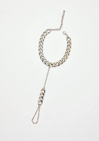 Miss Thang Hand Chain