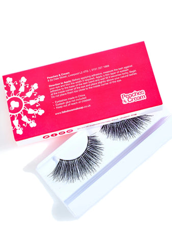 No. 18 False Lashes