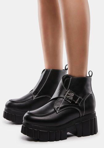 Mandoras Ankle Boots