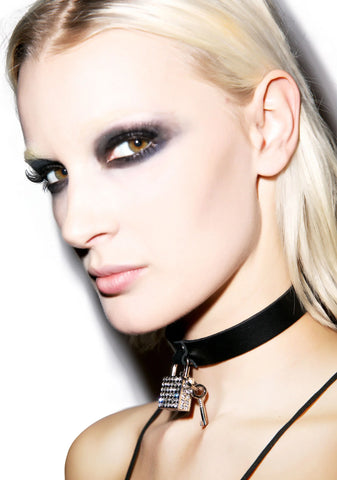 Luv Lockdown Choker