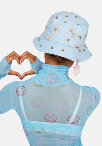 x Smiley Modern Bucket Hat