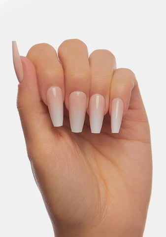 Creme De Nude Reusable Press On Nails