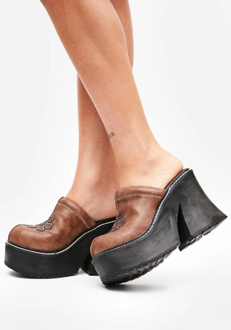 So Called Scheme Floral Clogs