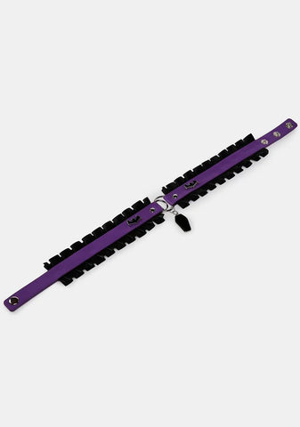 Upside Down Slumber Choker