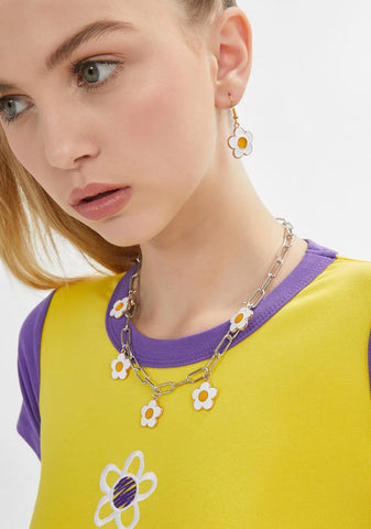 Petal Perfect Daisy Necklace Set