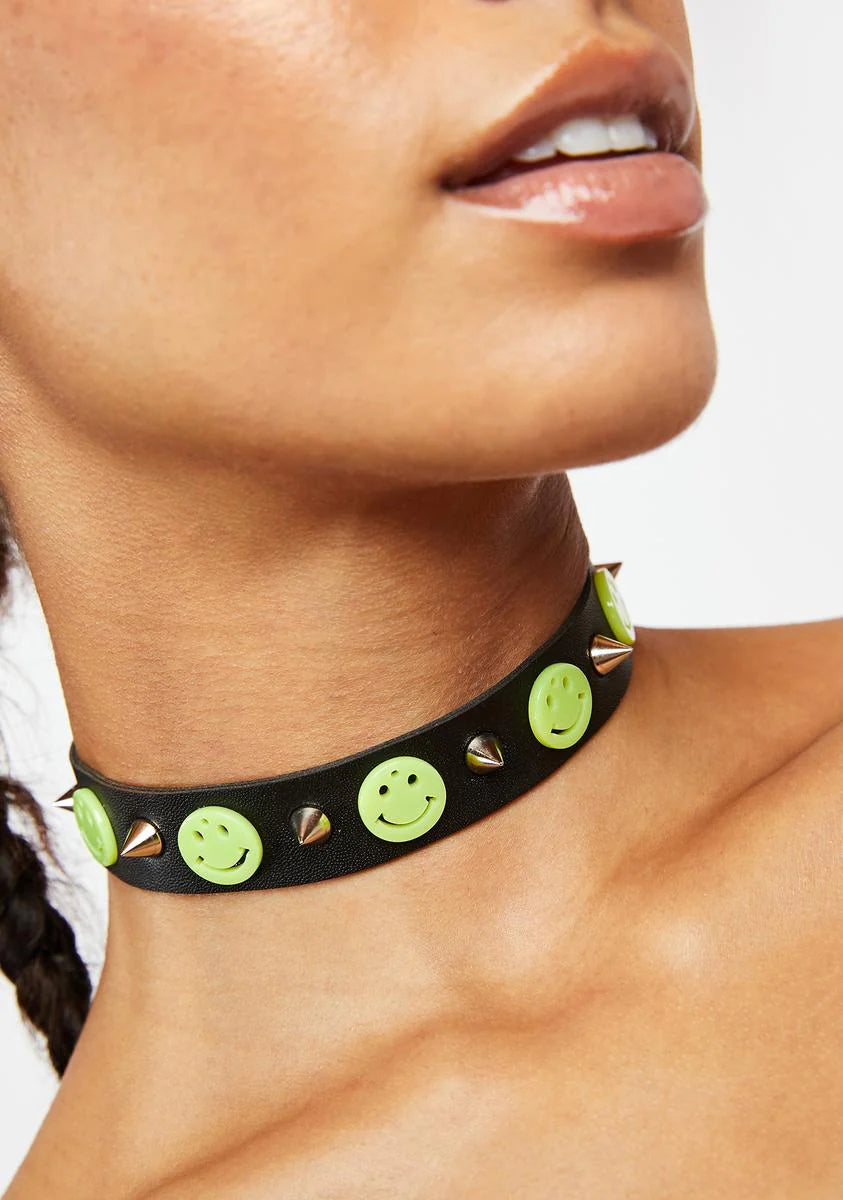 Smiling Is Overrated Spike Choker