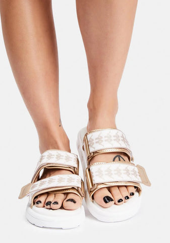 Almond 222 Banda Aster 2 Sandals