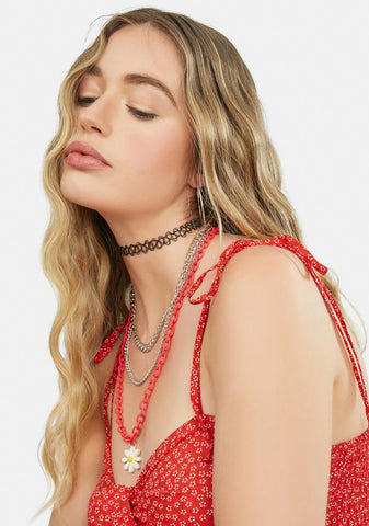 Dancefloor Diva Daisy Necklace
